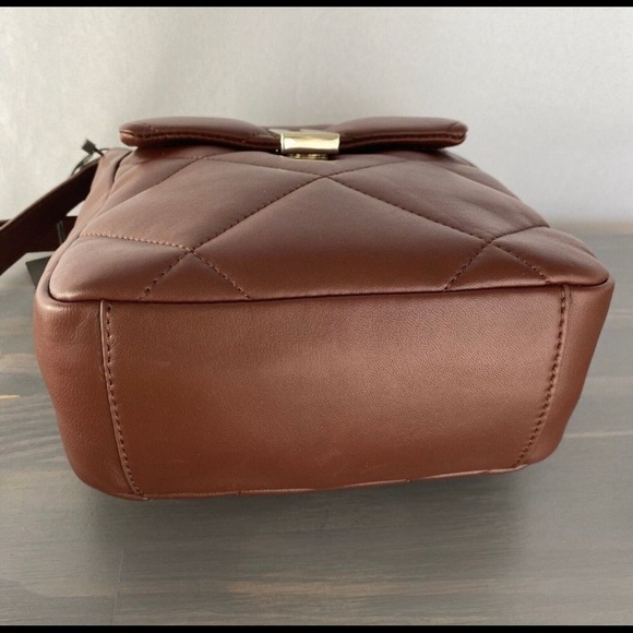 🤎 NWT VINCE COMUTO QUILTED BROWN LEATHER CROSSBODY BAG! - Picture 5 of 6
